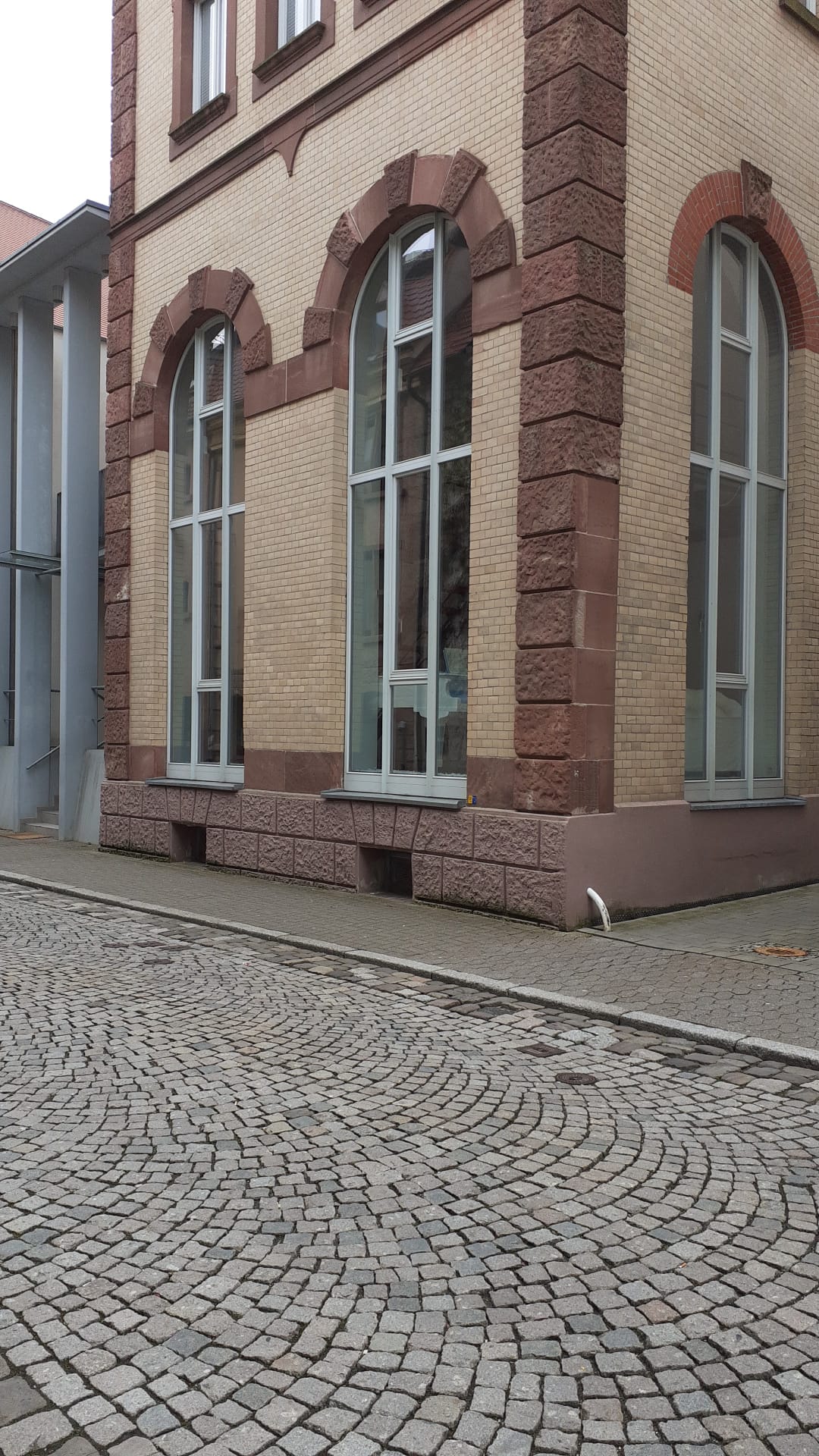 Außen und Eingang